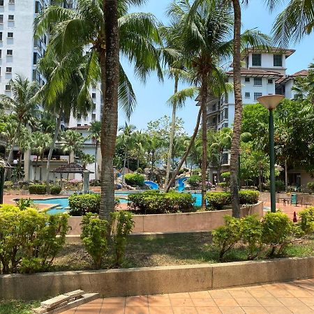 Gracious ~ Walking Distance To See, Shop And Eat Malacca Exterior photo