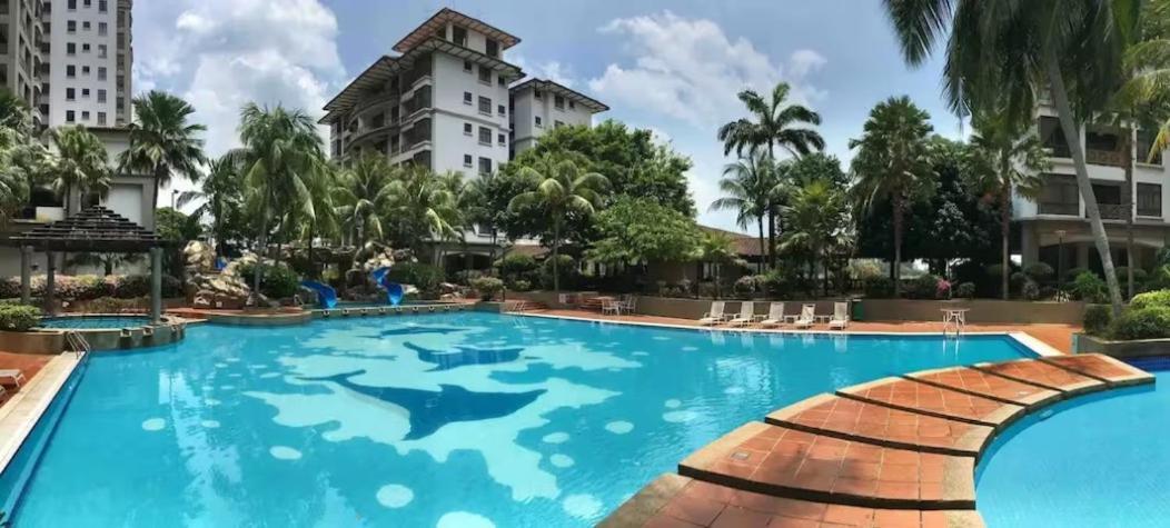 Gracious ~ Walking Distance To See, Shop And Eat Malacca Exterior photo